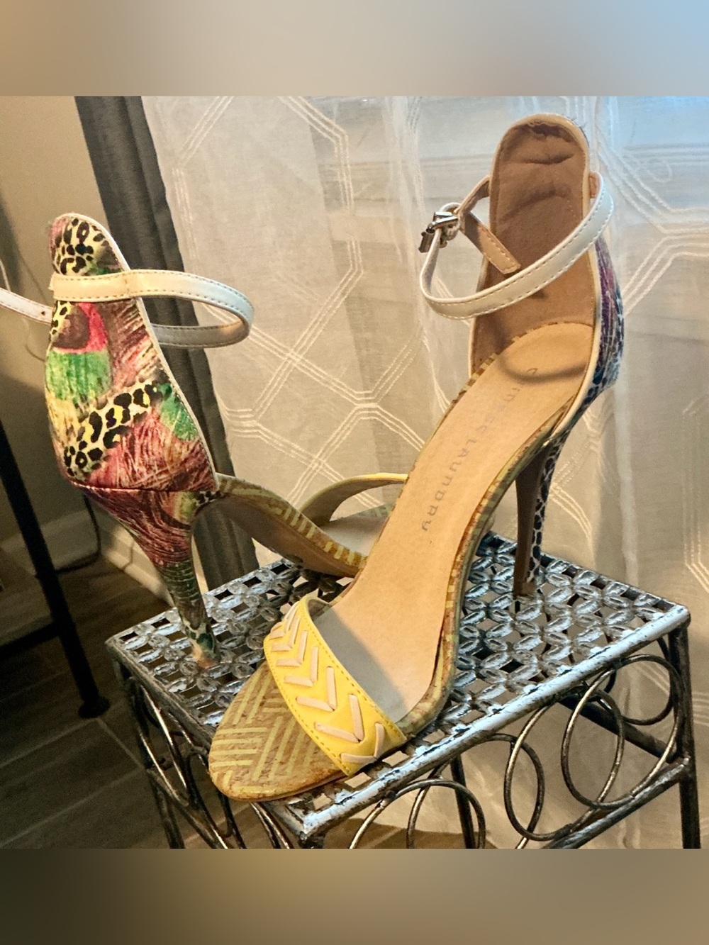Chinese Laundry Yellow & Multicolor Heels 8.5 US